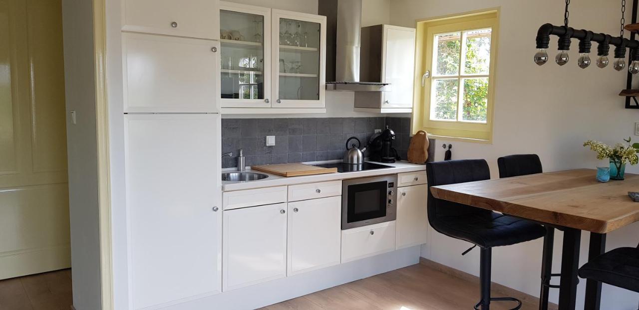 Prachtig Vrijstaand Appartement Aan Het Water Heerhugowaard Exterior photo