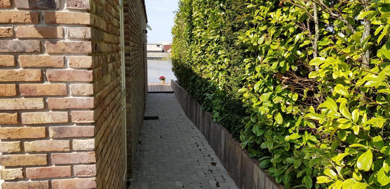 Prachtig Vrijstaand Appartement Aan Het Water Heerhugowaard Exterior photo